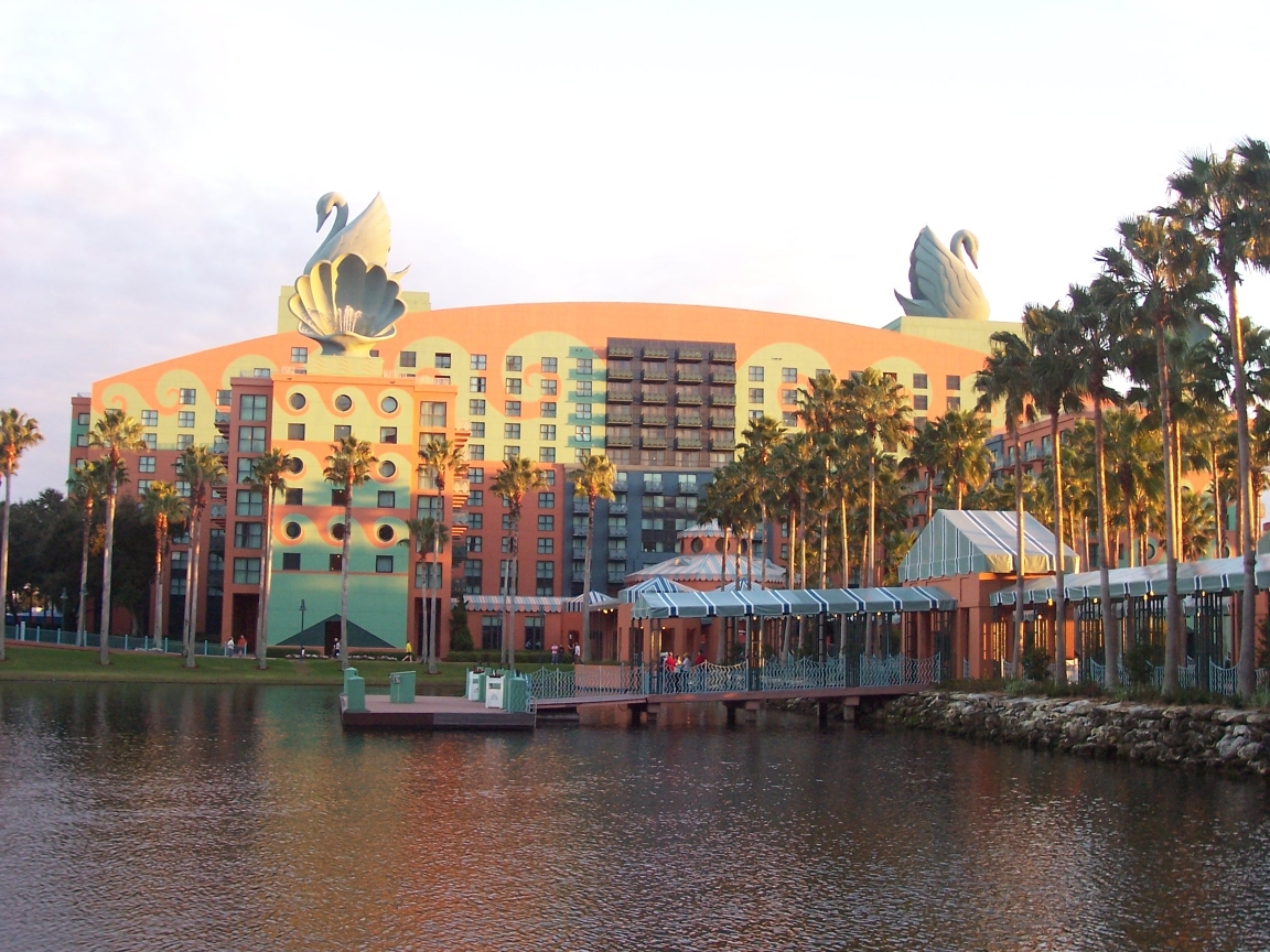 Disney Swan Hotel